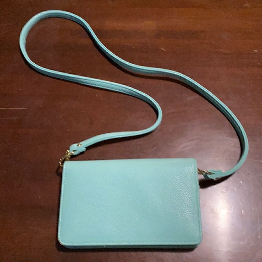 No name crossbody purse